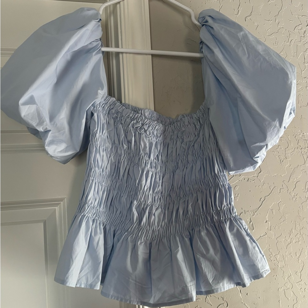ASTR puff sleeve top